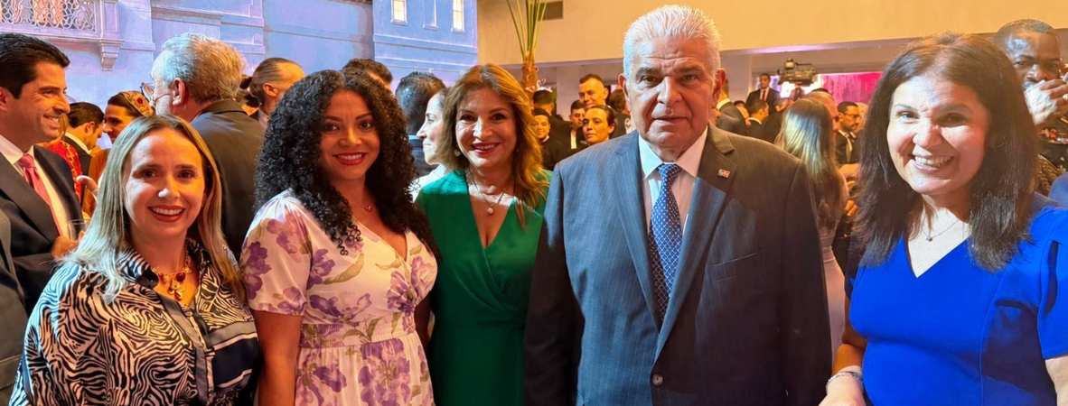 Registro Público participa en actos de celebración de independencia de EE.UU.